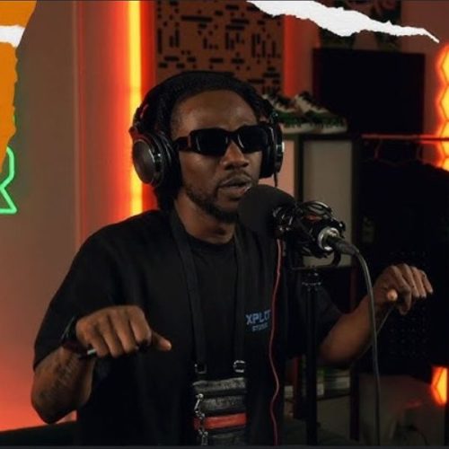 On The Radar – Kwaku DMC Off White Flow On The Radar Performance (From The Asakaa Boys Experience)